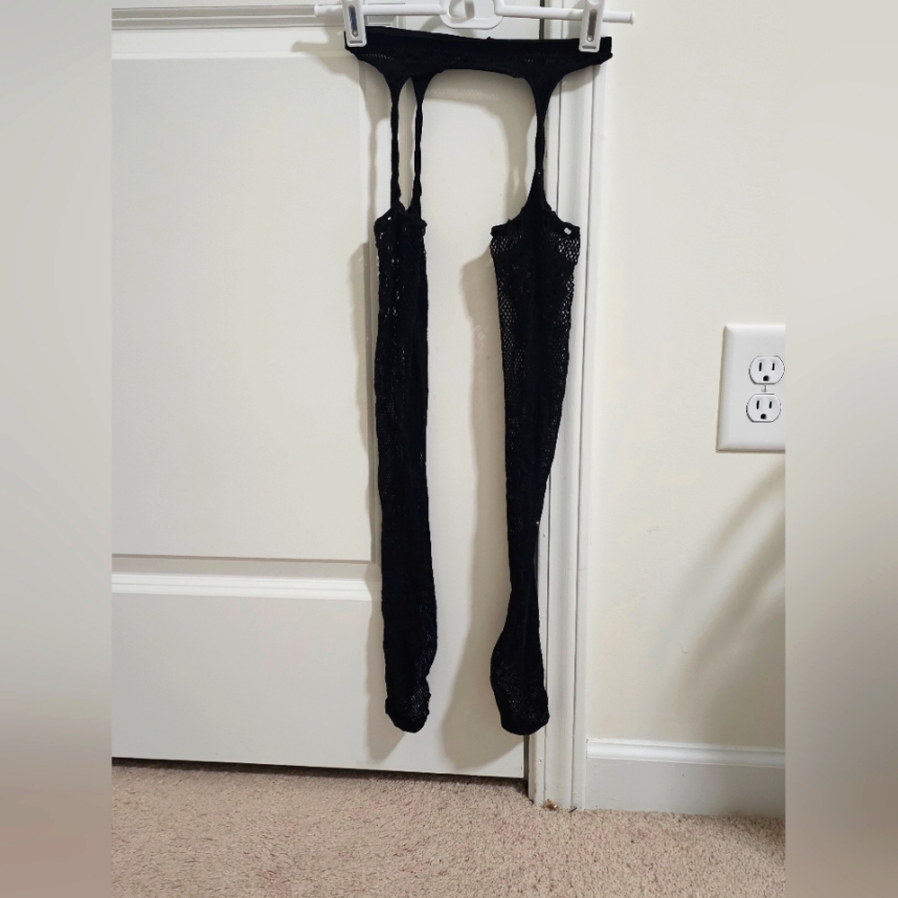 Patterned Fishnet Garter Tights